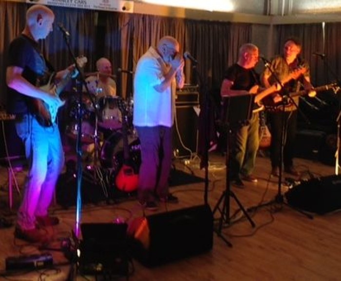 Band members raise funds